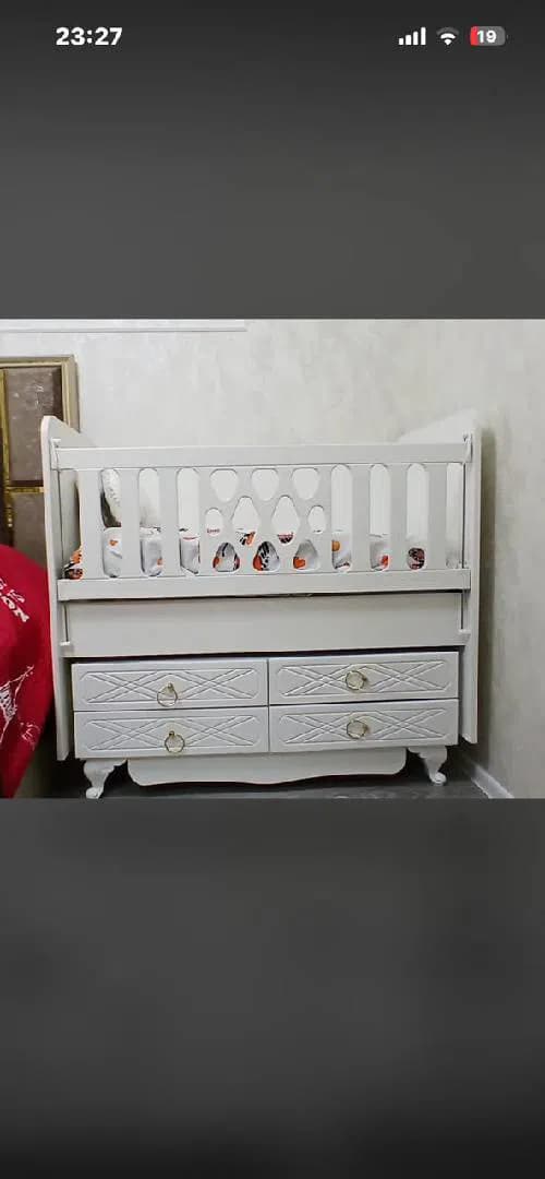 Beşik MDF material, Ağ rəng