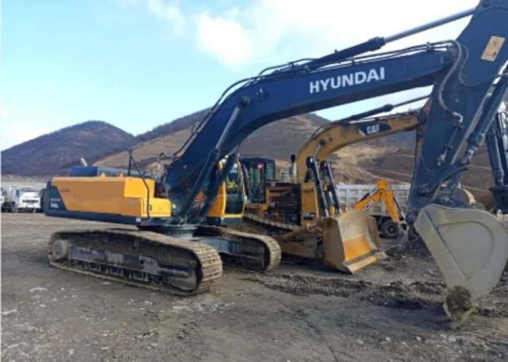 Excavator Hyundai R340L, 2024 - Tenderyard