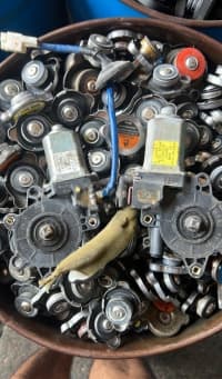 Qapı mühərriki Nissan Toyota Lexus — şəkil 1