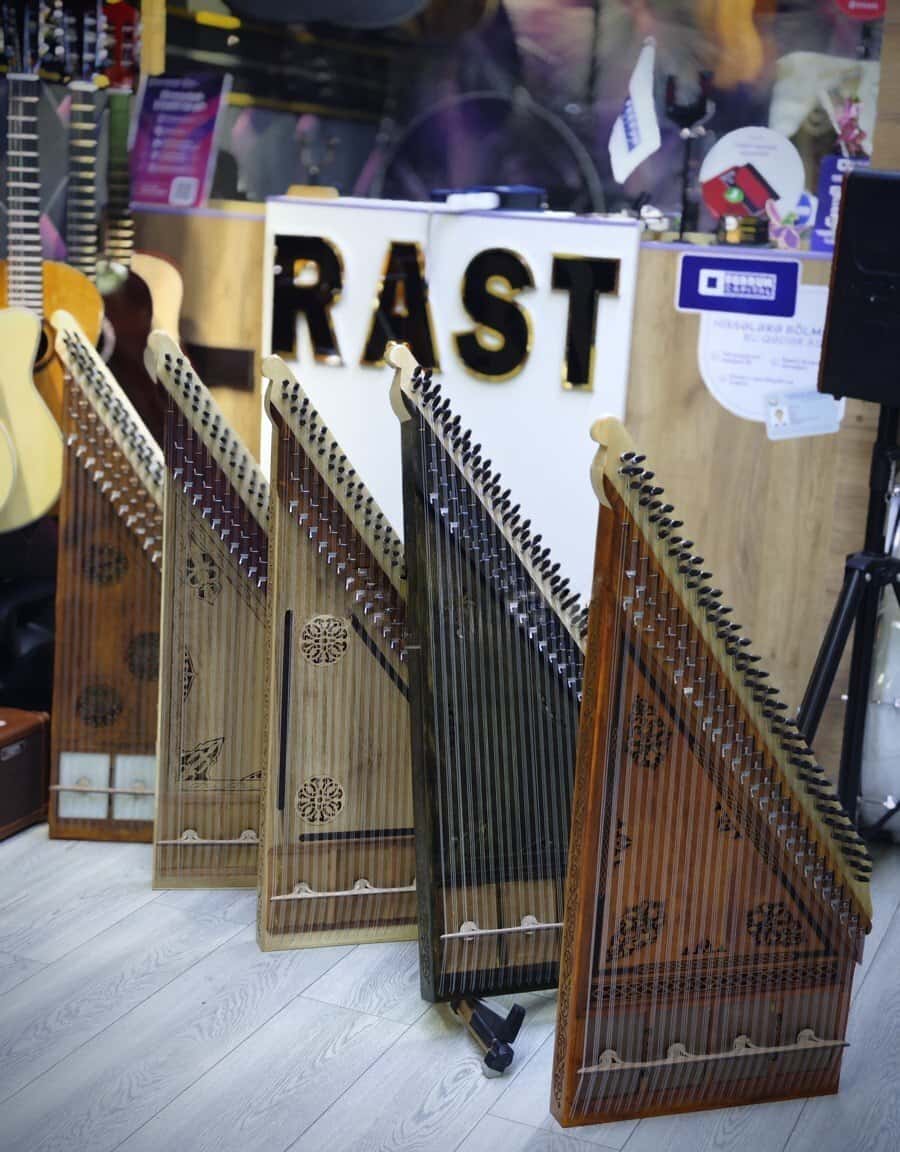 Qanun musical instrument - Tenderyard