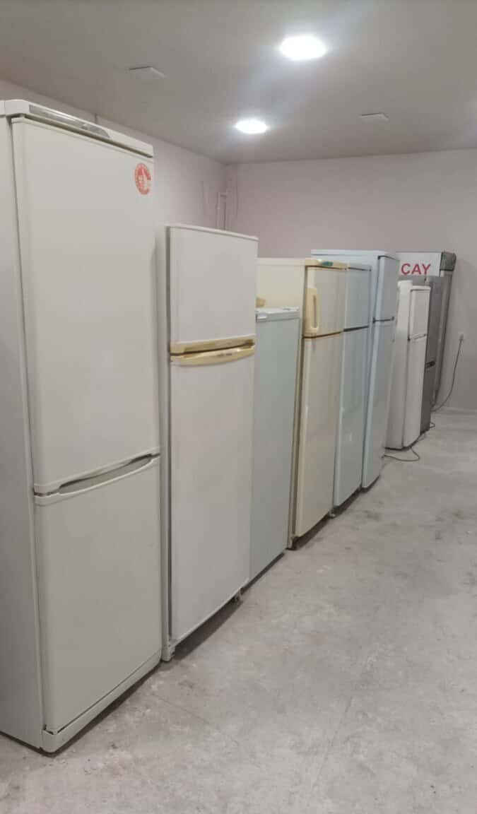 Indesit refrigerator - Tenderyard