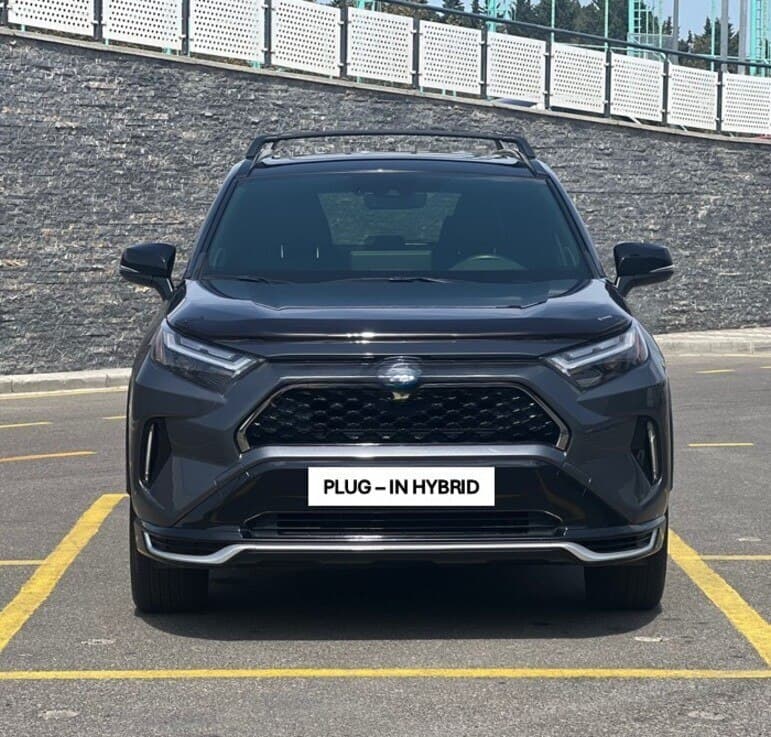 Toyota RAV4, 2023 il, 29000 km, 2500 L