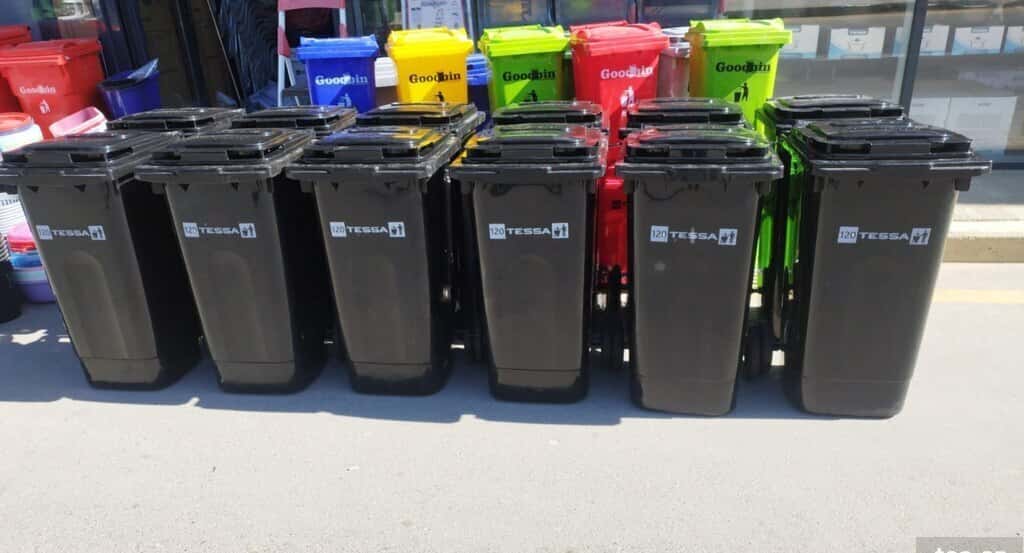 Waste bins, in various sizes - Tenderyard