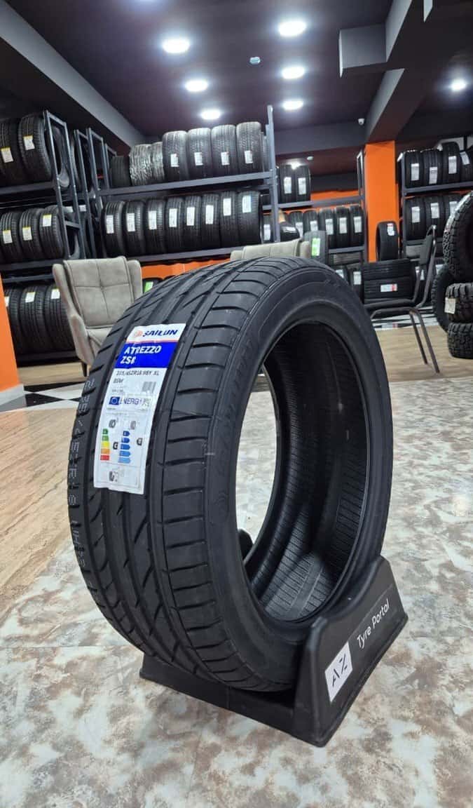 Sailun Atrezzo ZSR 235/45R18 98Y XL Tire - Tenderyard