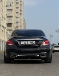 Mercedes E 300 e, 2018 il, 100000 km, 2000 L — şəkil 3