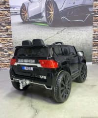 Uşaq elektromobili Toyota Land Cruiser 300 — şəkil 7