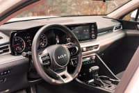 Avtomobil icarəsi Toyota Camry 2018 — şəkil 1