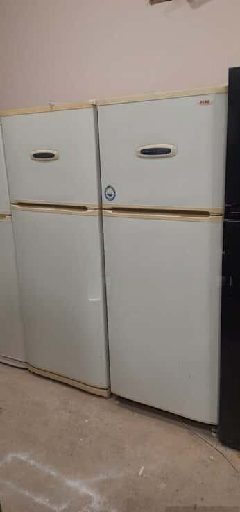 Indesit refrigerator - Tenderyard