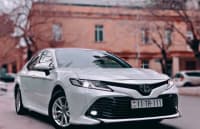 Avtomobil icarəsi Toyota Camry 2018 — şəkil 9