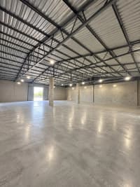 265 m² sahəsi olan anbar kirayə verilir — şəkil 5