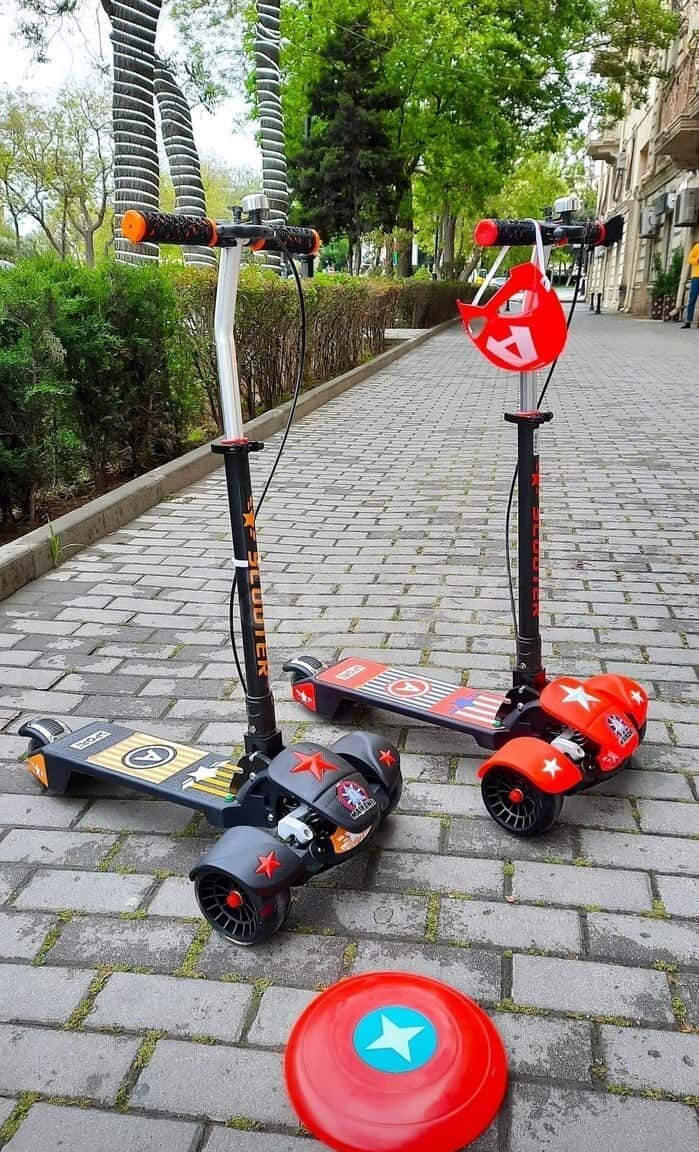 Oğlan uşağı skuteri, Yığılan skuter, Qarışıq rəng - Tenderyard