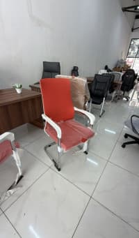 Qarışıq rəng, Ofis üçün kreslo — şəkil 1