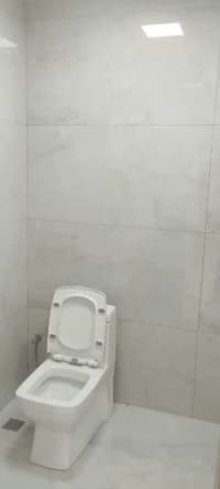 2 otaqlı mənzil 55 m² kirayə verilir — şəkil 11