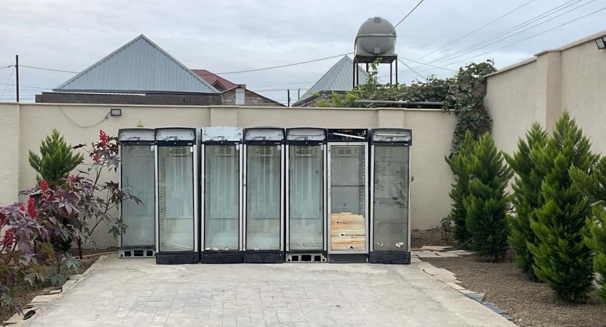 Refrigerated display case - Tenderyard