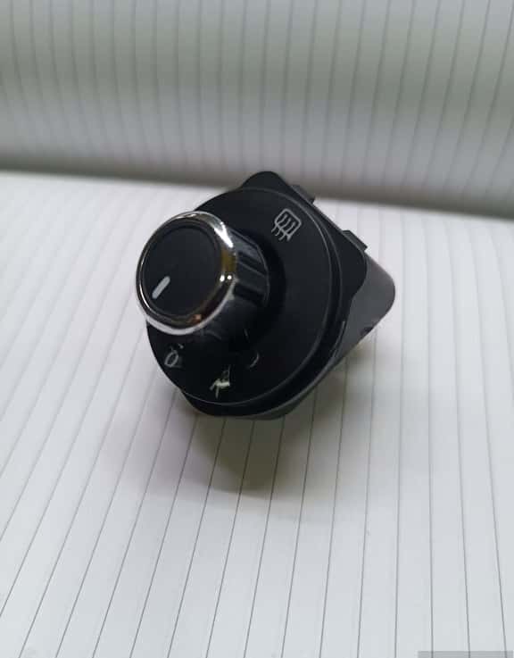 Chrome mirror folding switch for Volkswagen Polo 2010-2017 - Tenderyard