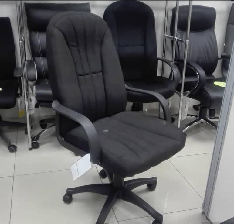Qarışıq rəng, Ofis üçün kreslo