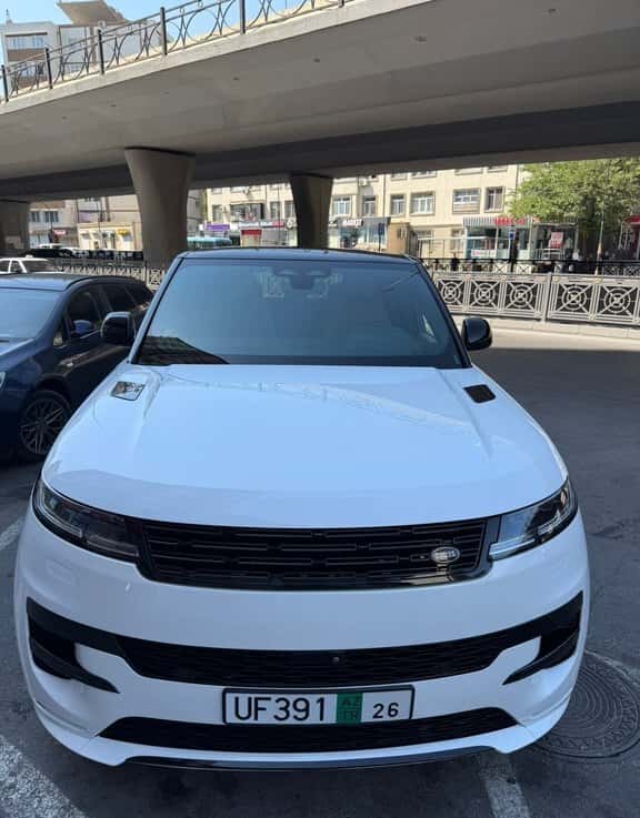 Land Rover RR Sport, 2024 year, 7600 km, 3000 L - Tenderyard