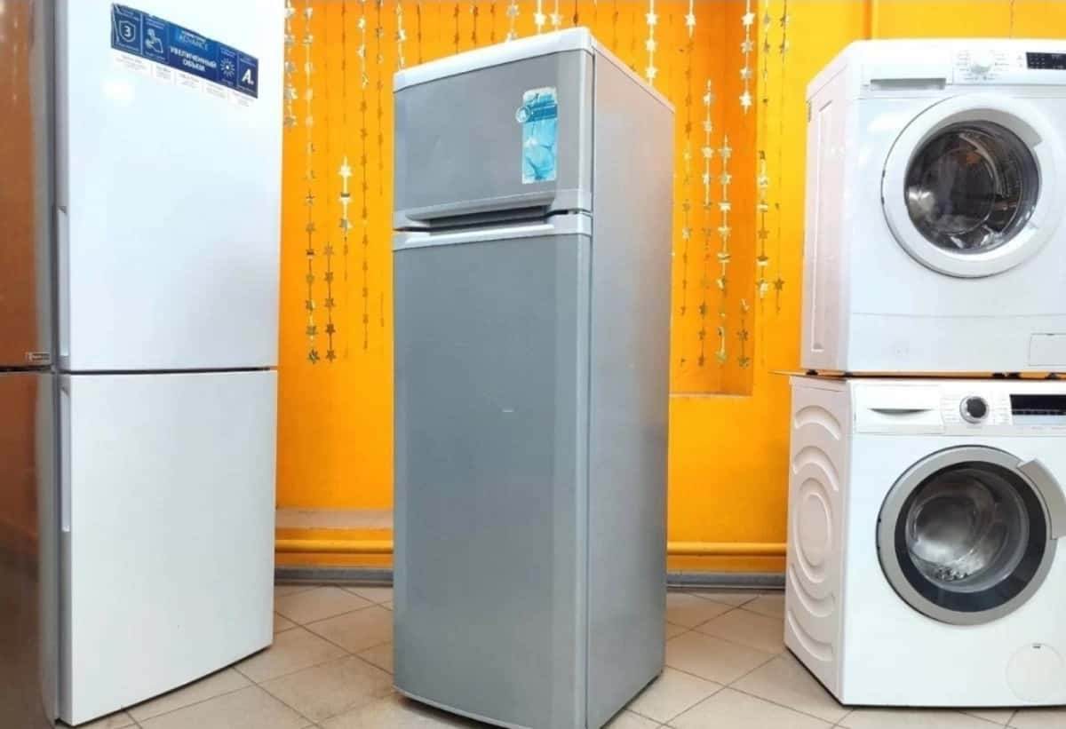 Indesit refrigerator - Tenderyard