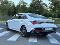 Avtomobil icarəsi Hyundai Elantra 2018 — şəkil 9