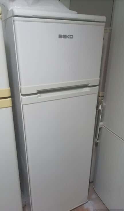 Indesit refrigerator - Tenderyard