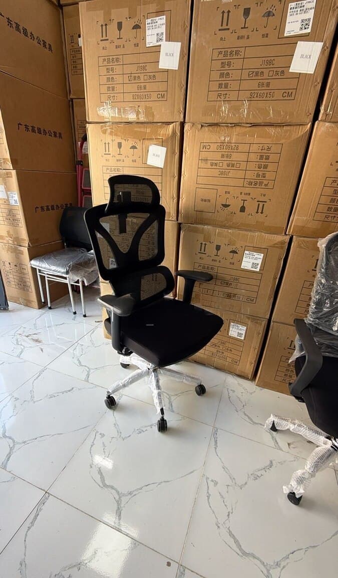 Qarışıq rəng, Ofis üçün kreslo