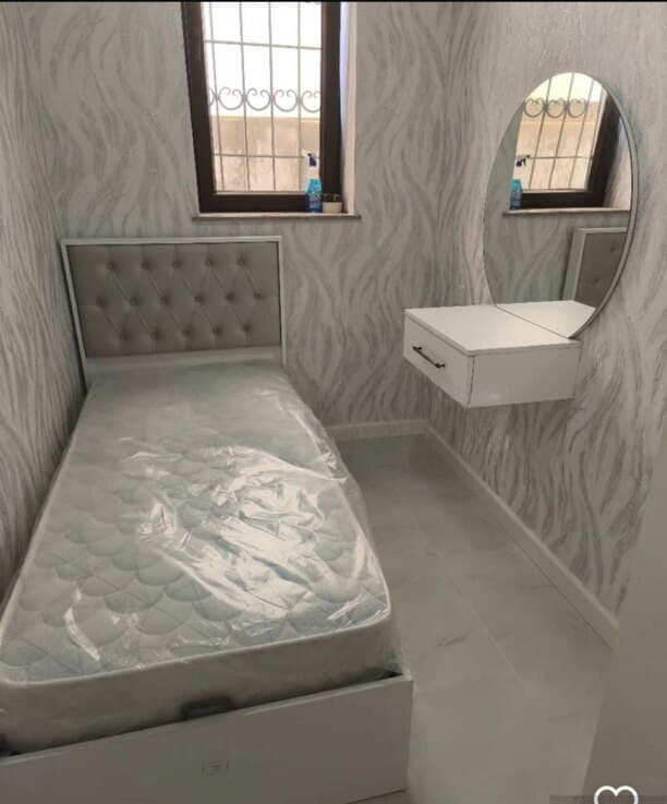Laminat material yataq otağı dəsti, Qarışıq rəng
