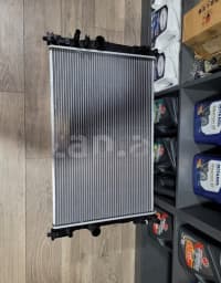 Su radiatoru Toyota Camry və RAV4 Hybrid — şəkil 2