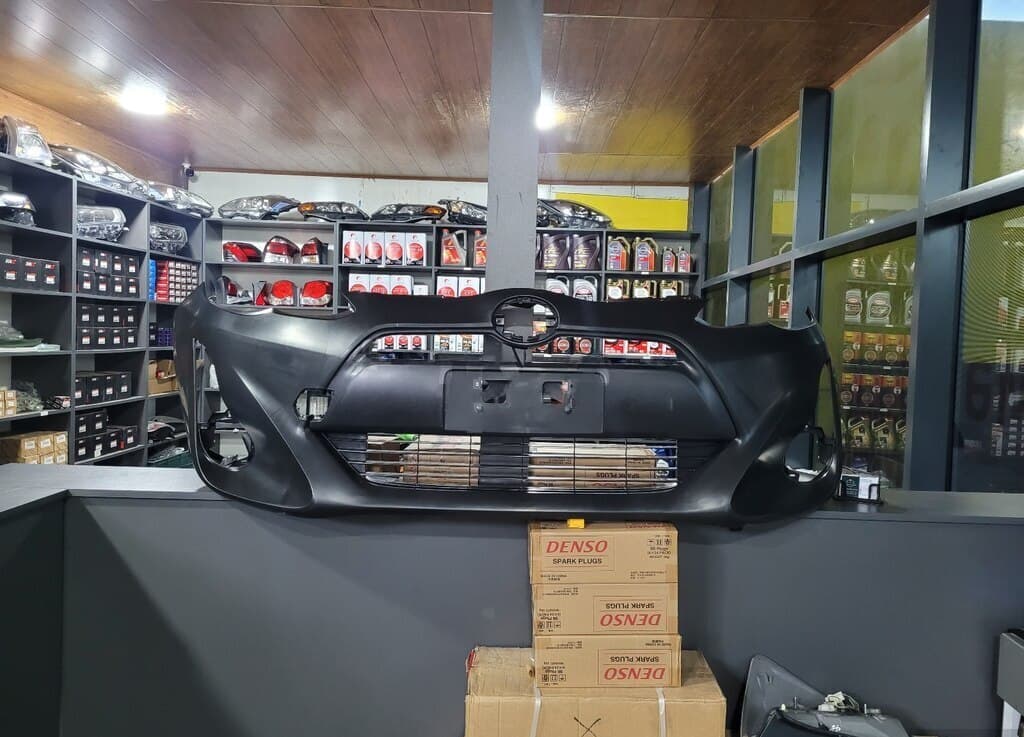 Ön bufer Toyota Aqua 2015