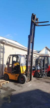 Forklift Hyundai CPCD 30 dizel 3 tonluq 2008 — şəkil 3