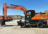Təkərli ekskavator Develon DX210W, 2024 — şəkil 2