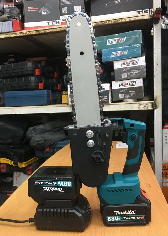 Electric saw Makita 88V - Tenderyard