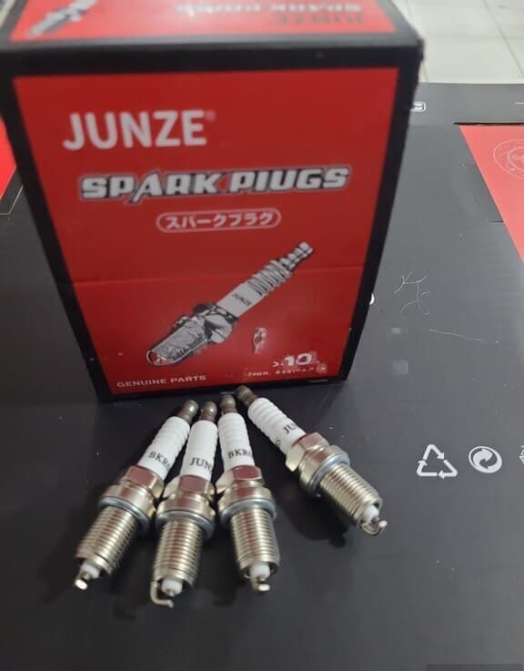 Alışdırma şamı Toyota Prius 2008