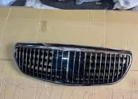 Radiator barmaqlığı Mercedes W213 Maybach — şəkil 5