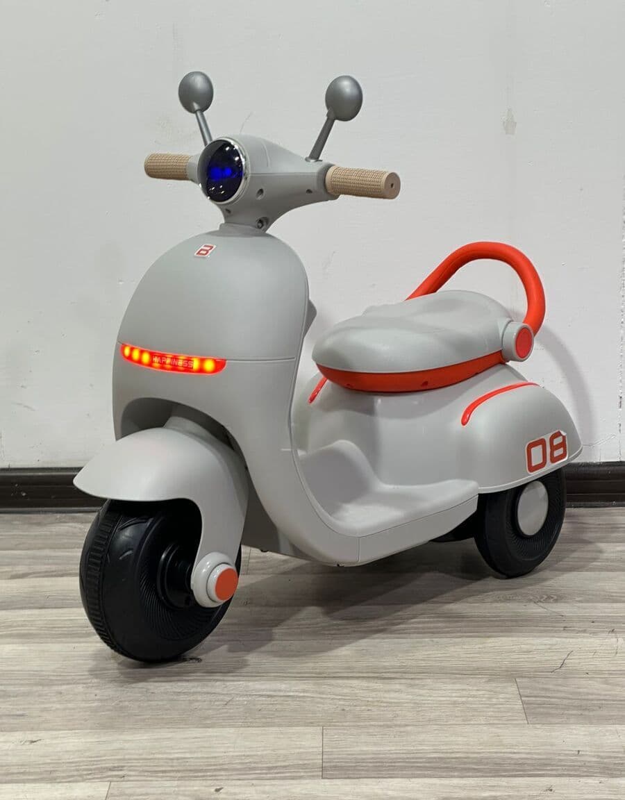 Elektrikli moped uşaqlar üçün