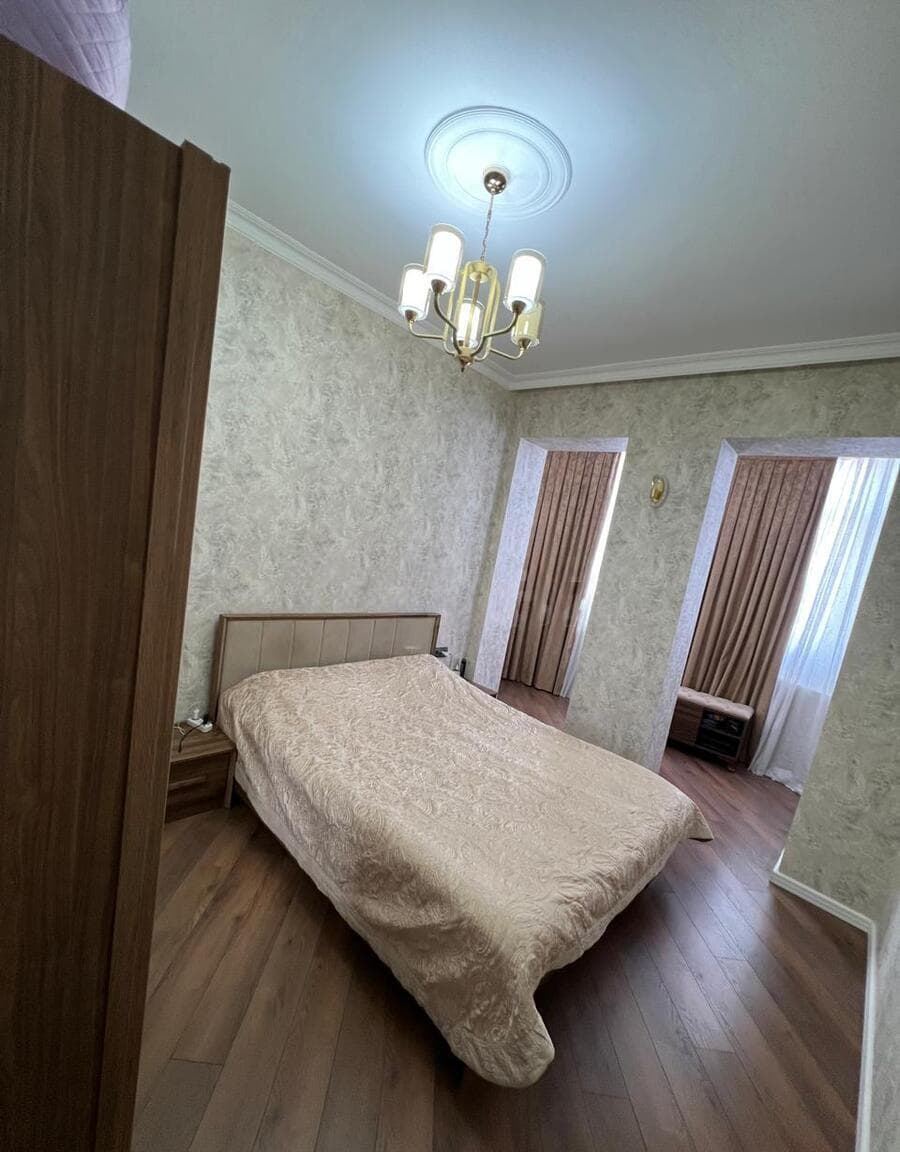 3 otaqlı mənzil 107 m² satılır