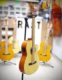 Klassik gitara , 6 simli — şəkil 2