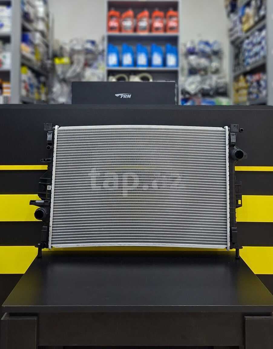Su radiatoru Ford Focus 2011-2019 2.0