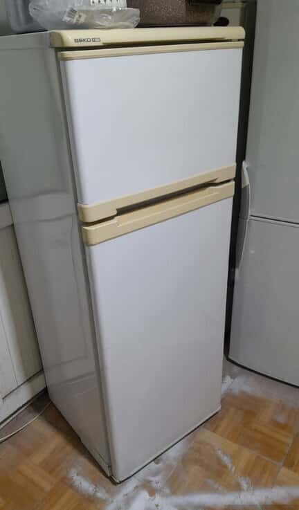 Indesit refrigerator - Tenderyard