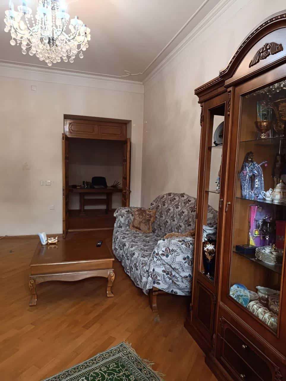 99 m² Orta təmirli obyekt satılır - Tenderyard