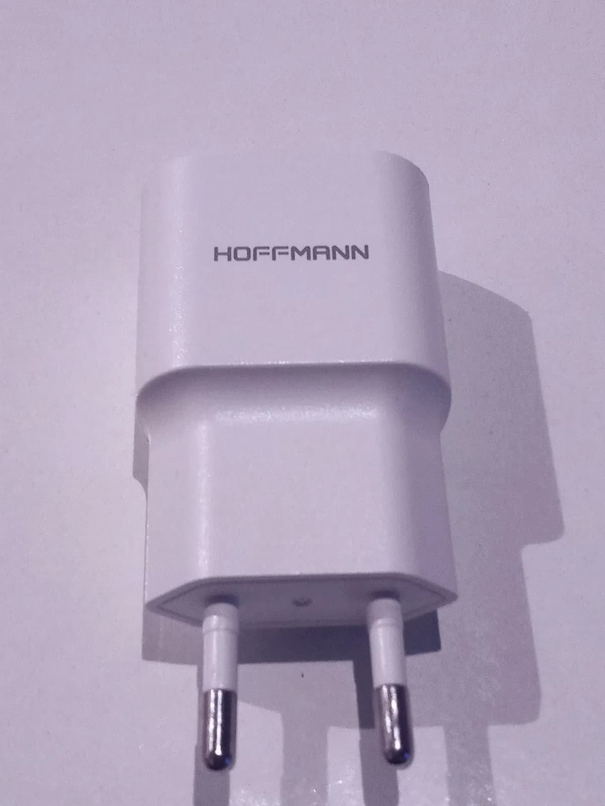 Hoffmann telefon şarj cihazı