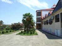 4 ulduzlu otel satılır — şəkil 17