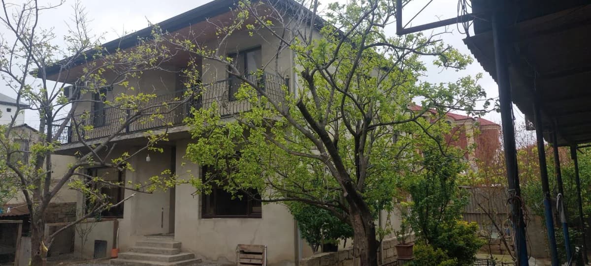 260 m² Natamam təmirli obyekt satılır