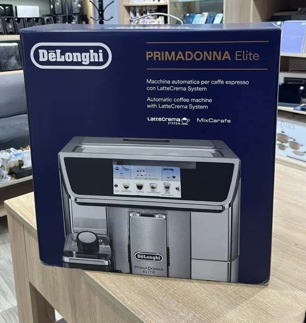 DeLonghi coffee machine - Tenderyard