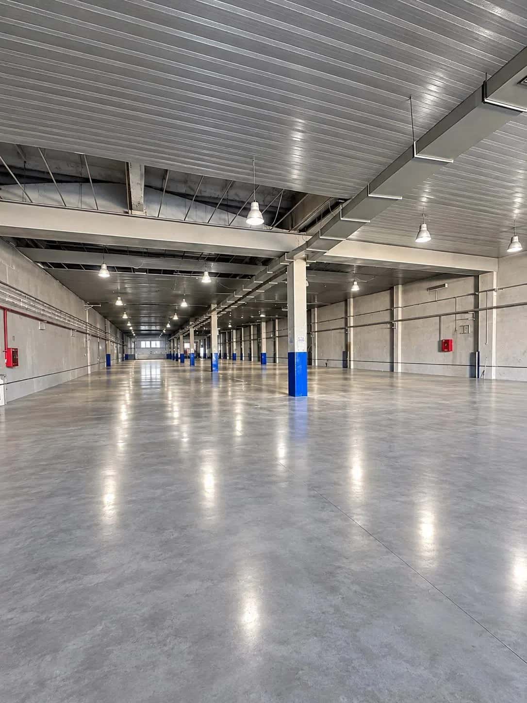 3900 m² sahəsi olan anbar kirayə verilir - Tenderyard