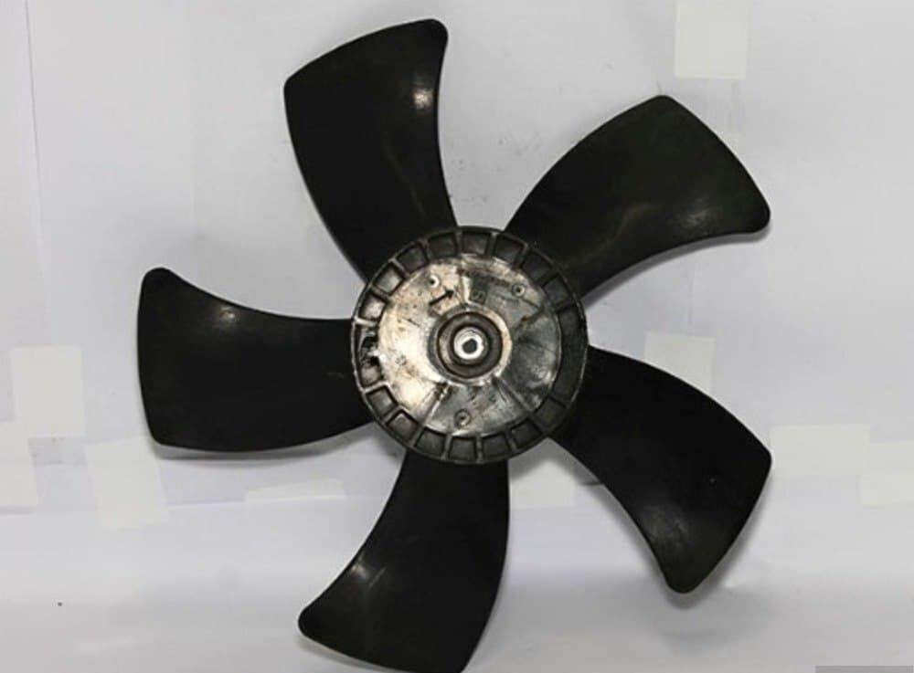 Radiator pəri Nissan Tiida