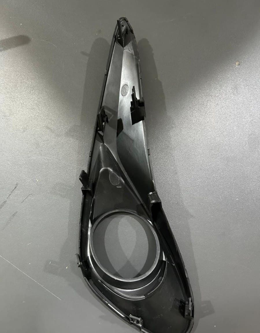 Duman əleyhinə fənər çərçivəsi Toyota Aqua