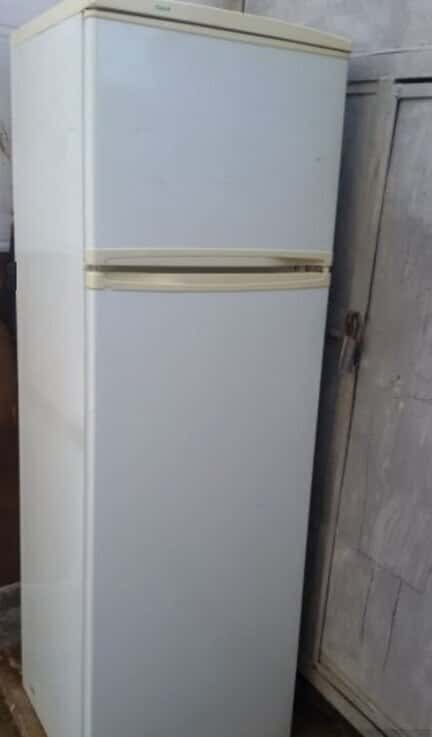 Indesit refrigerator - Tenderyard