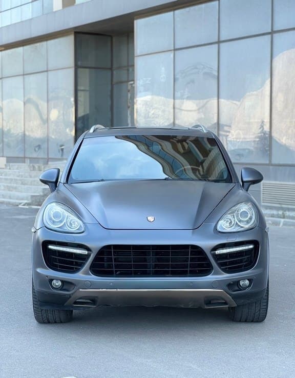 Porsche Cayenne Turbo S, 2011 il, 176000 km, 4.8 L