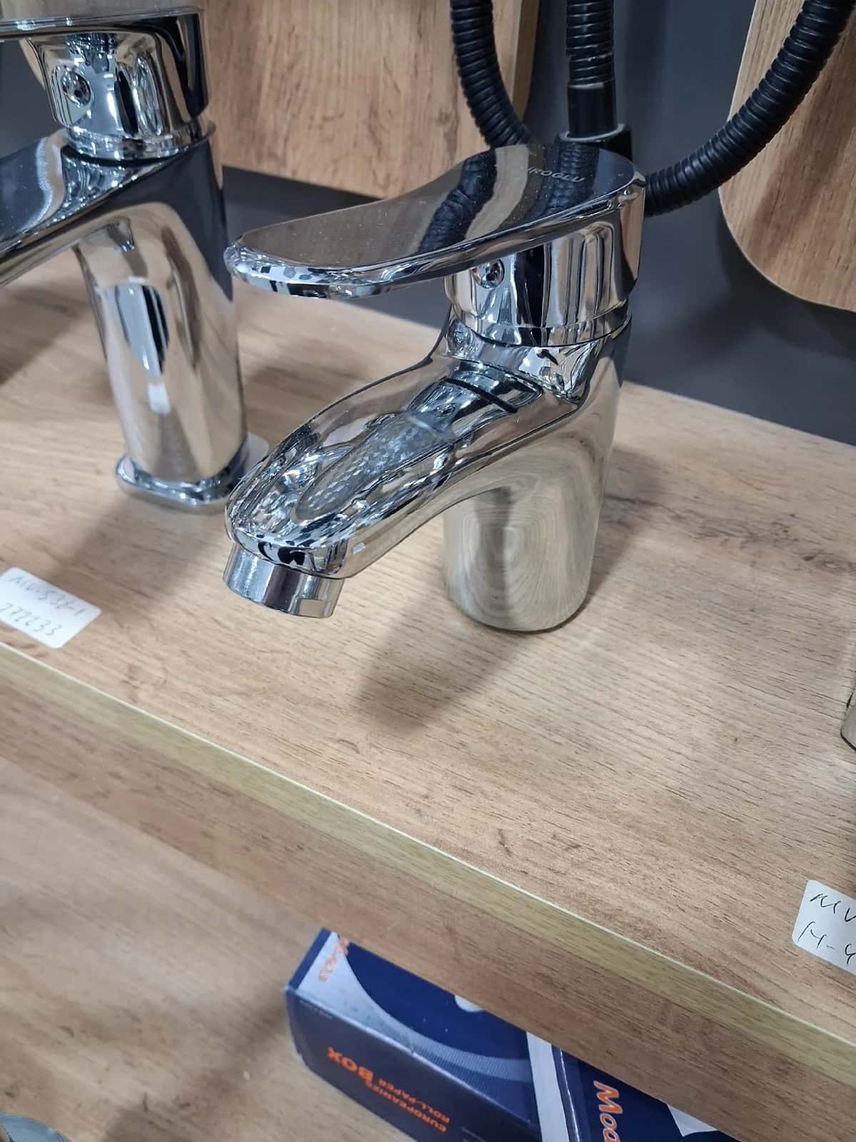 Bathroom faucet, Silver color - Tenderyard