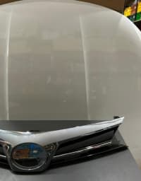Ön radiator barmaqlığı Toyota Fielder — şəkil 2